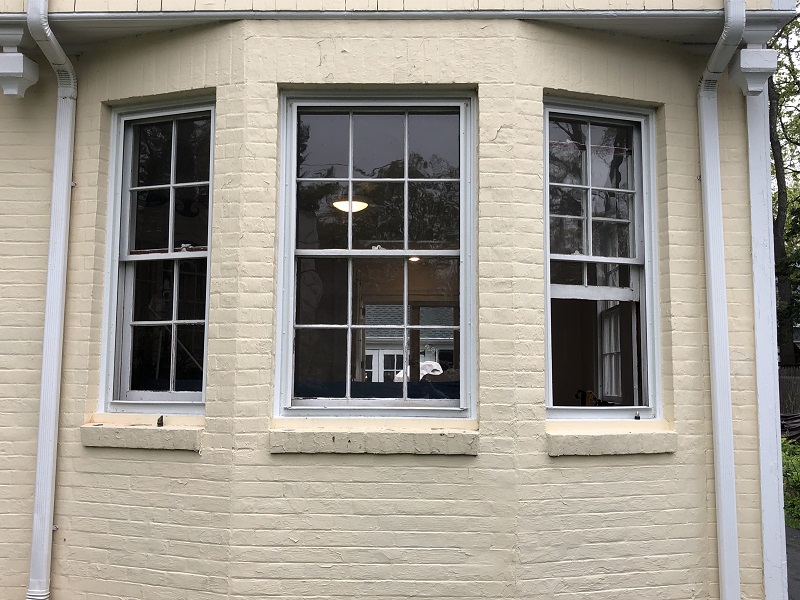 This New Haven home was in desperate need of a window replacement 